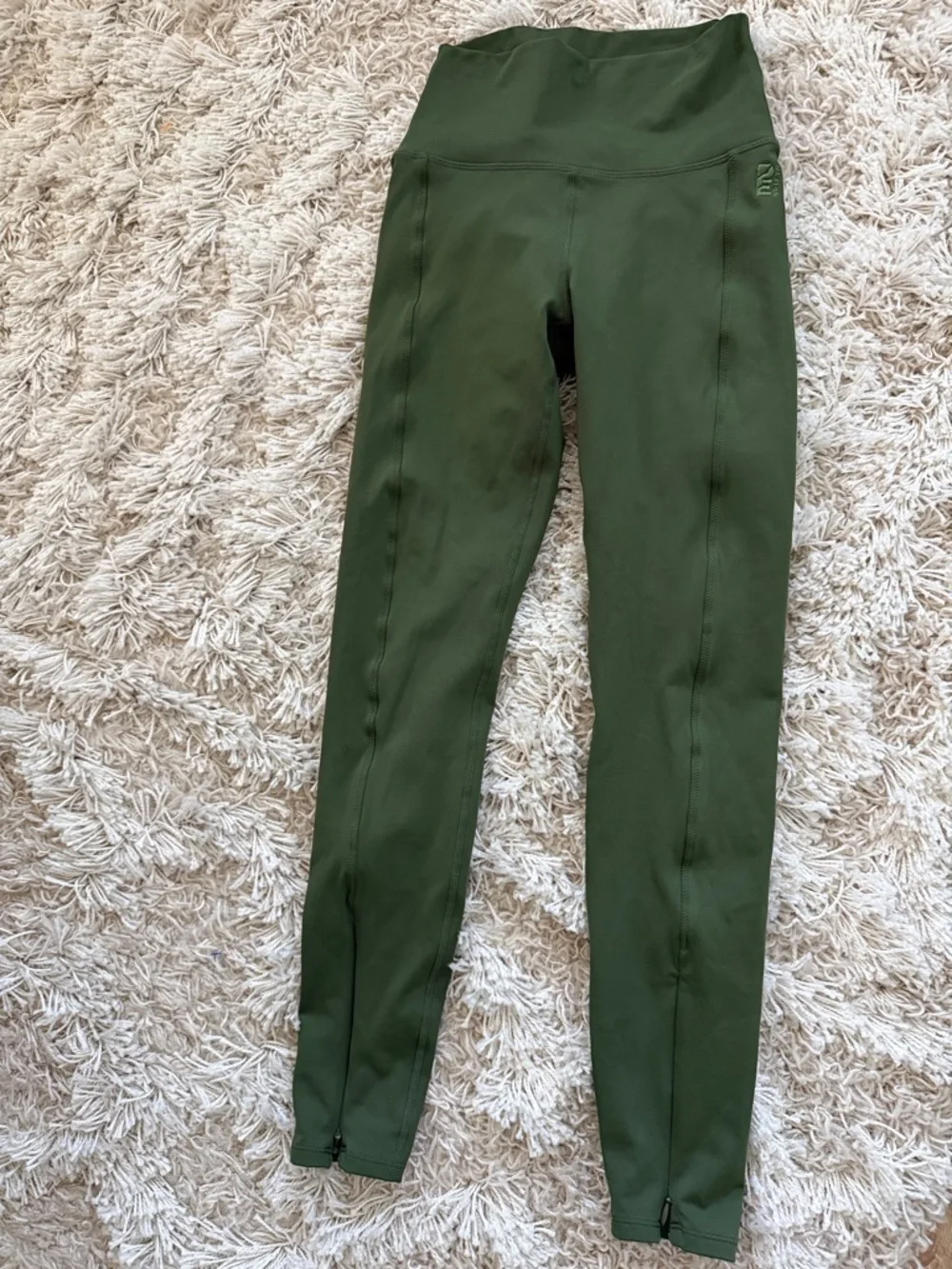 P.E Nation Olive Green Amplify Leggings Small